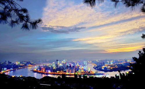 重慶足球一 重慶山美 水美 人更美,足球卻顯得不是那么的完美